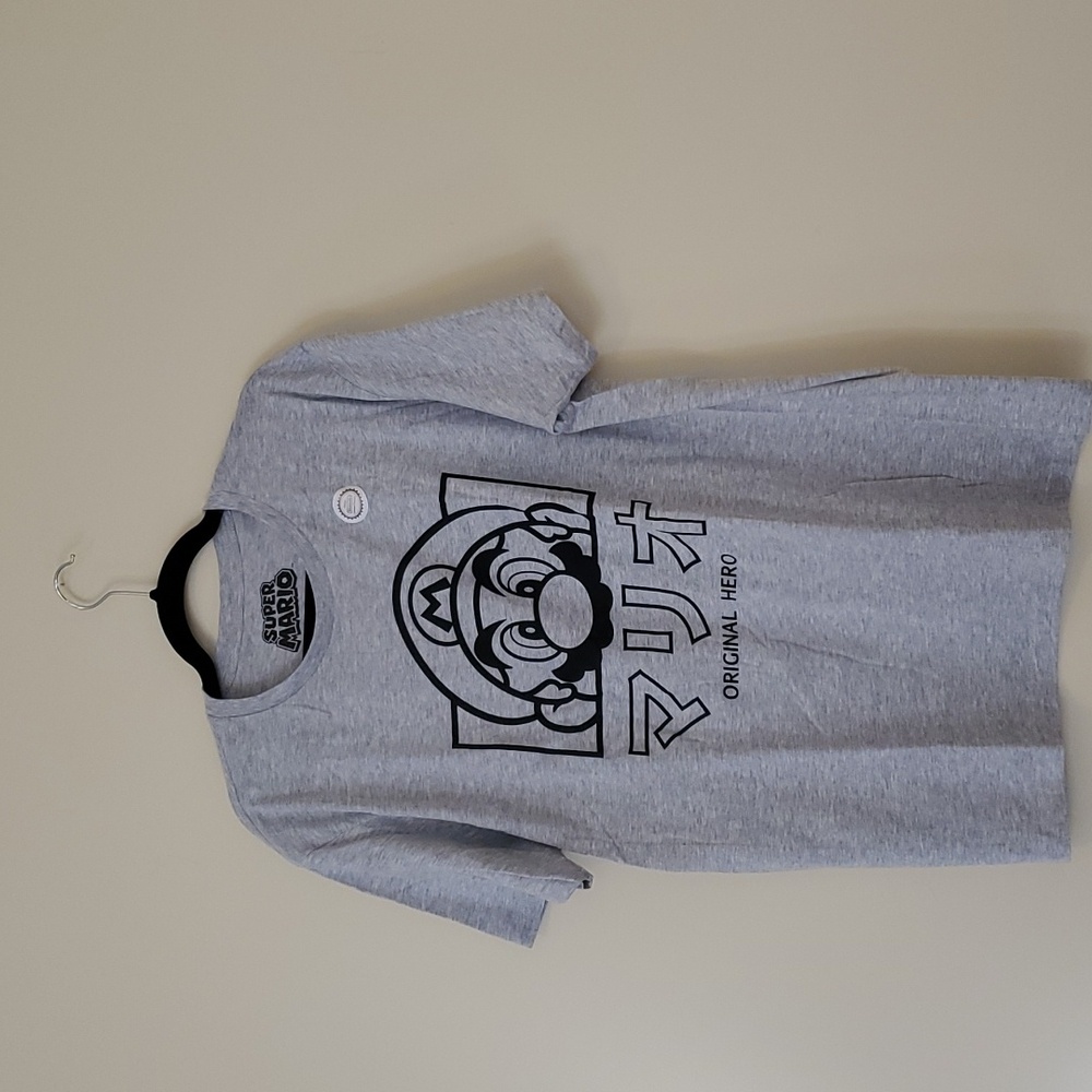 Super Mario TM Men's L Shirt